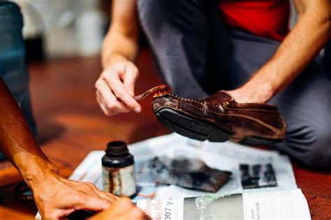 How to Clean Leather After Laser Engraving and the Impact of Engraving Techniques on Leather Maintenance